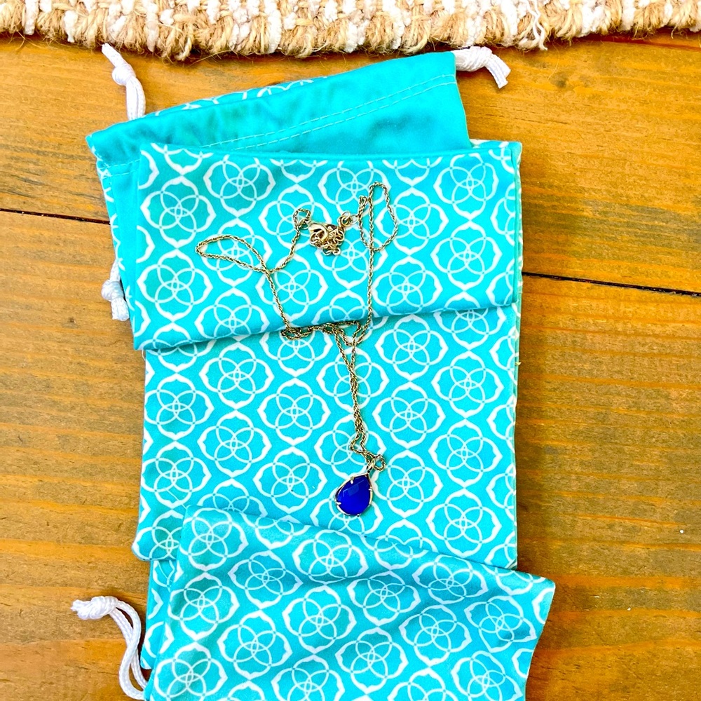 Kendra Scott tear drop necklace